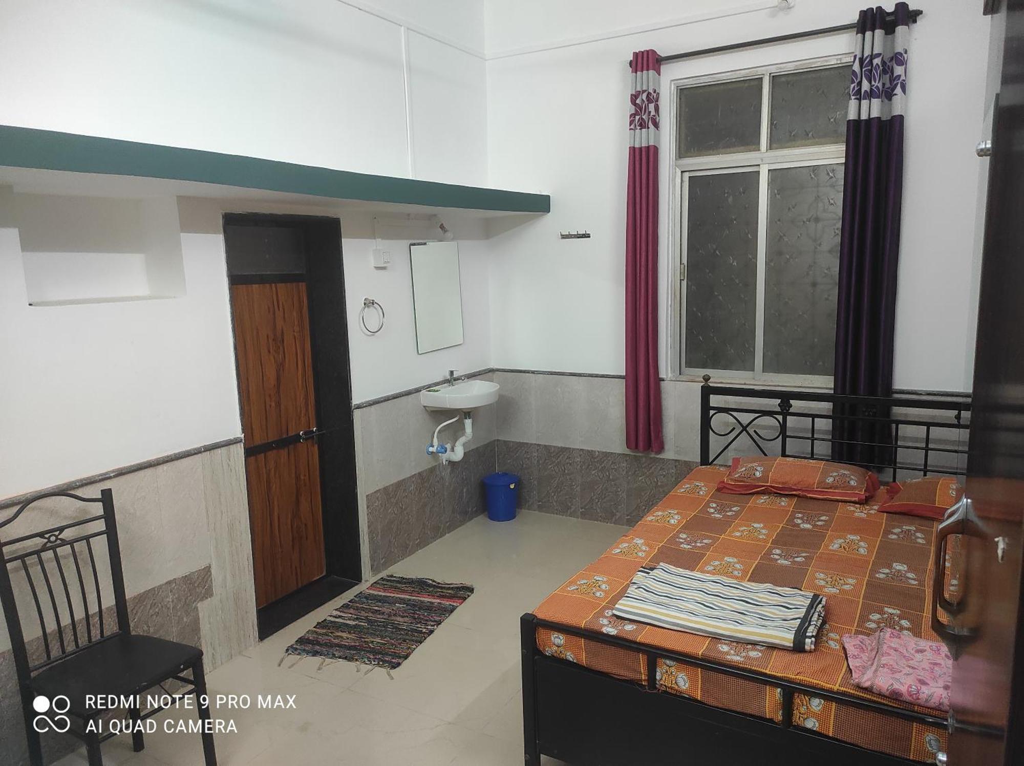 Swanand Home Stay รัตนากีรี ภายนอก รูปภาพ